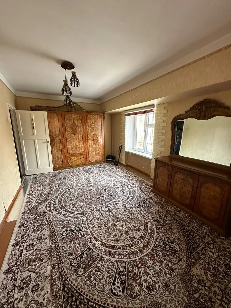 1-комнатная квартира − 43 м², 4/4 этаж