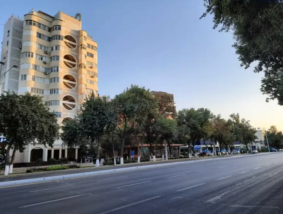 4 xonali kvartira − 140 m², 8/12 qavat
