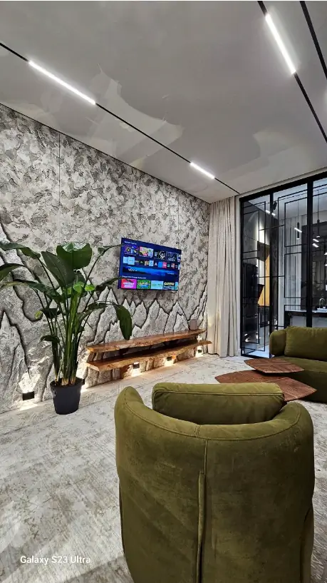 3 xonali kvartira sotiladi − 111 m²