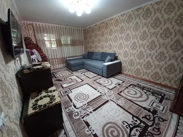 2-комнатная квартира − 55 м², 3/5 этаж
