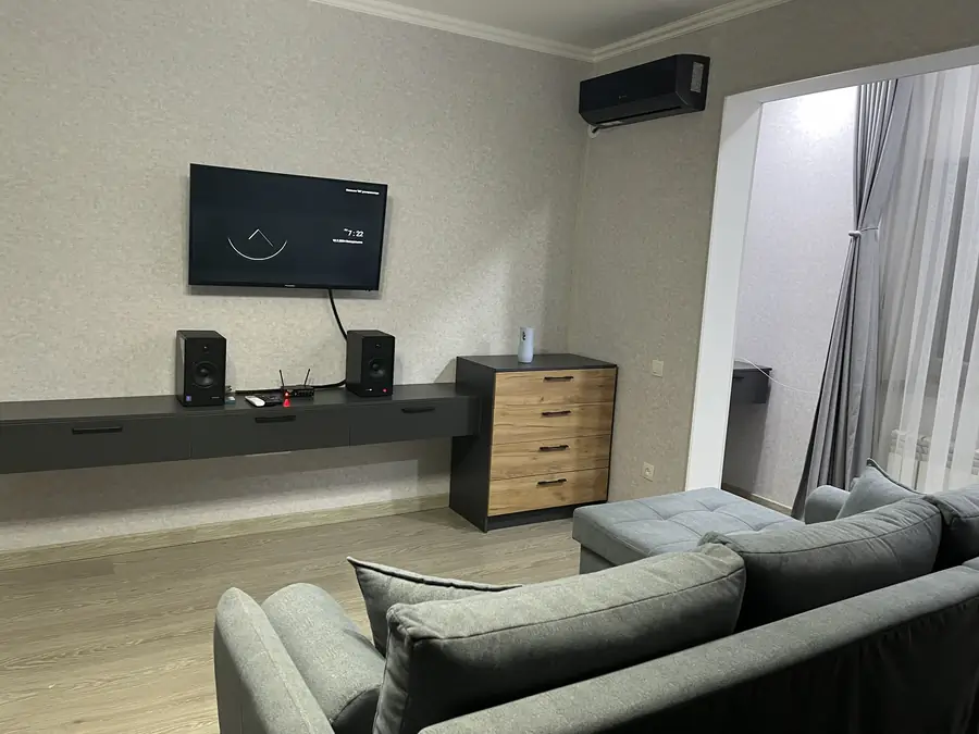 2-комнатная квартира − 42 м², 7/9 этаж