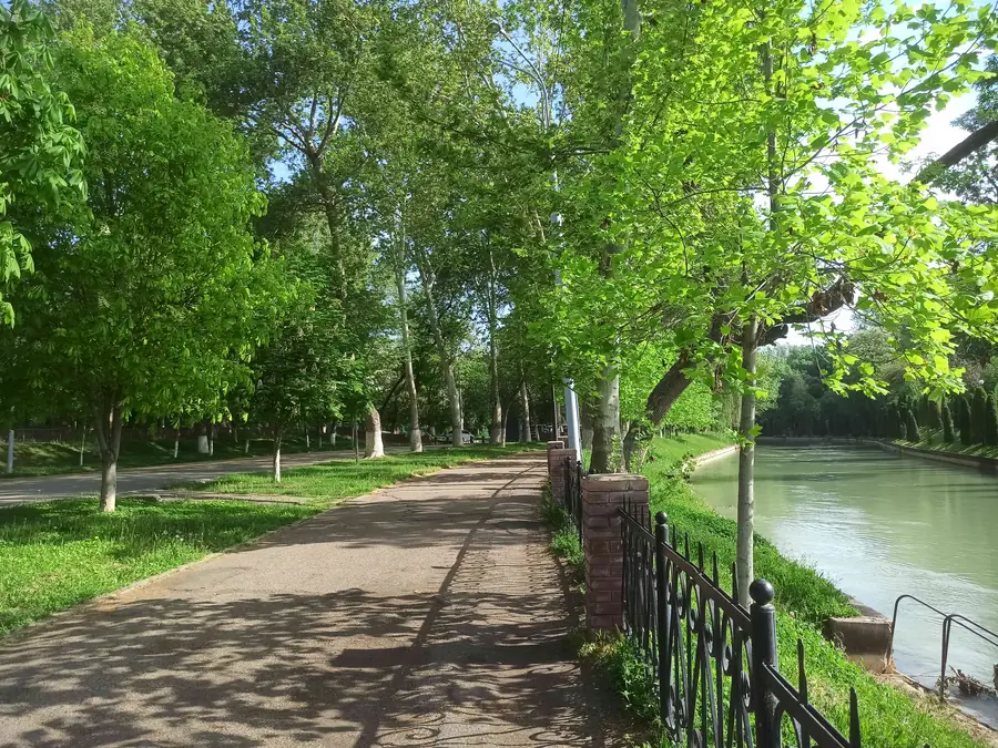 2 xonali kvartira sotiladi − 48 m²