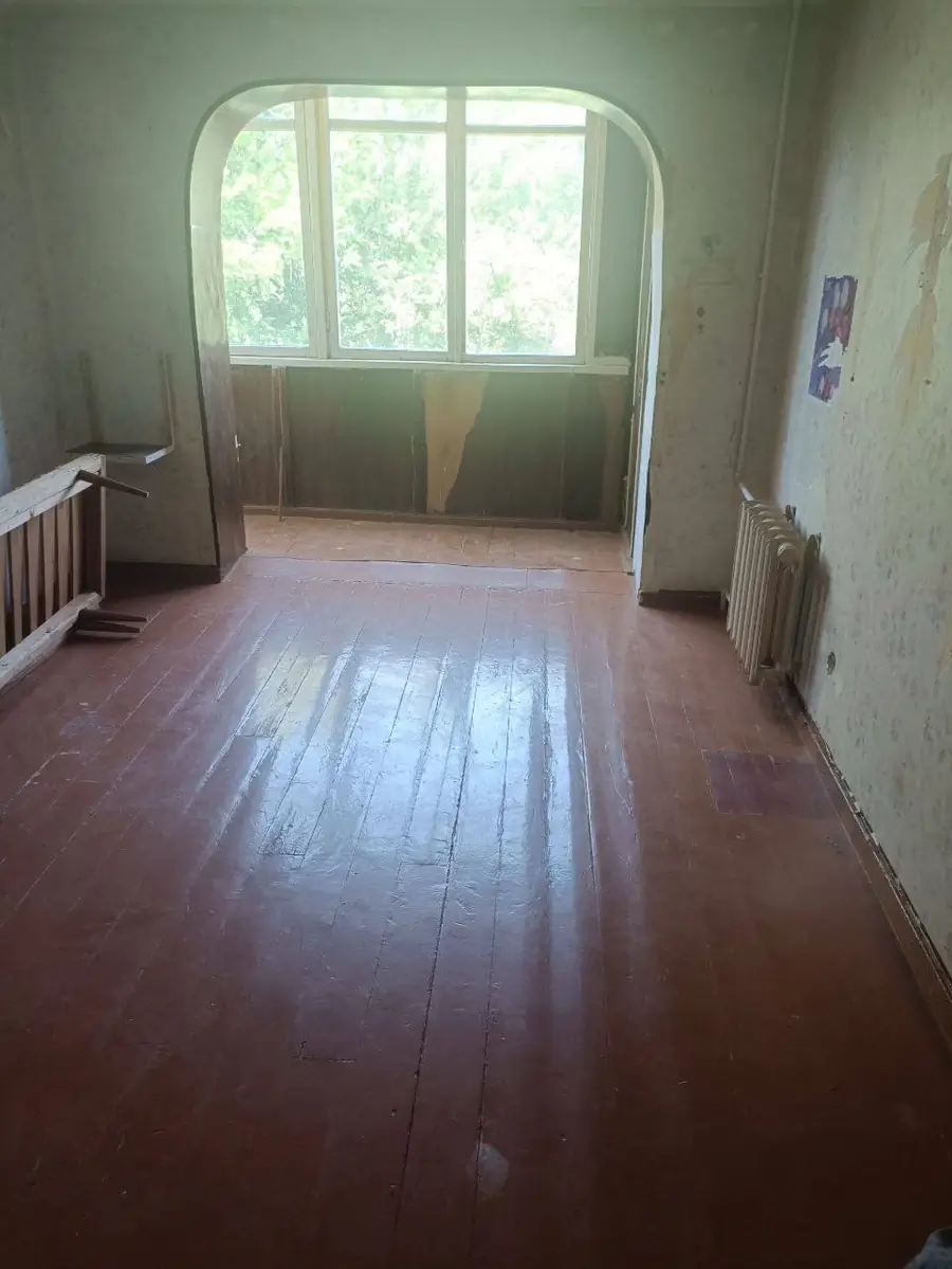 1-комнатная квартира − 30 м², 5/5 этаж
