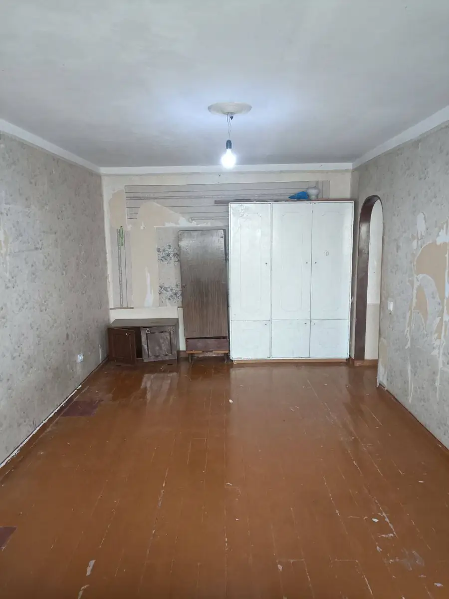 1-комнатная квартира − 30 м², 5/5 этаж