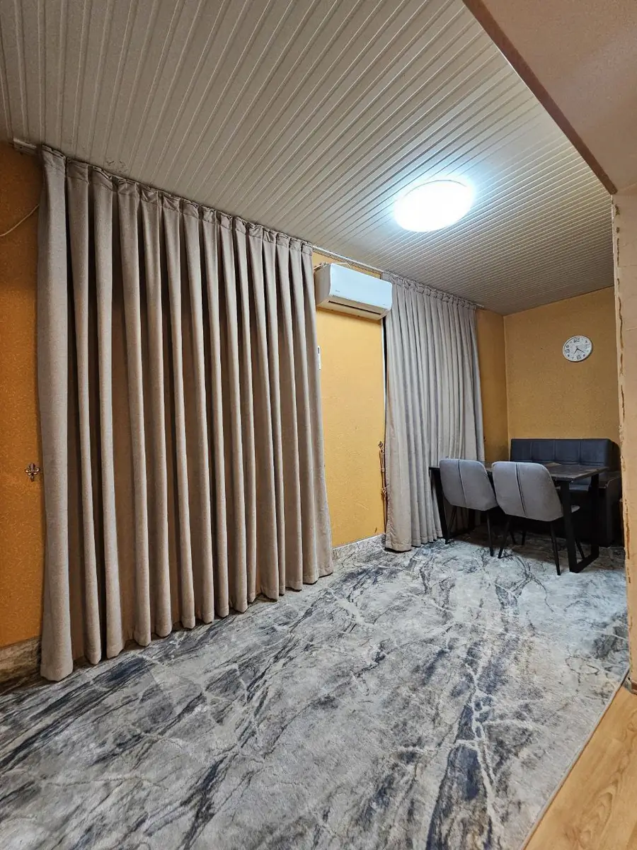 Продается 2-комнатная квартира − 55 м²