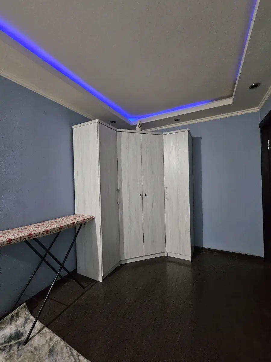 Продается 2-комнатная квартира − 55 м²