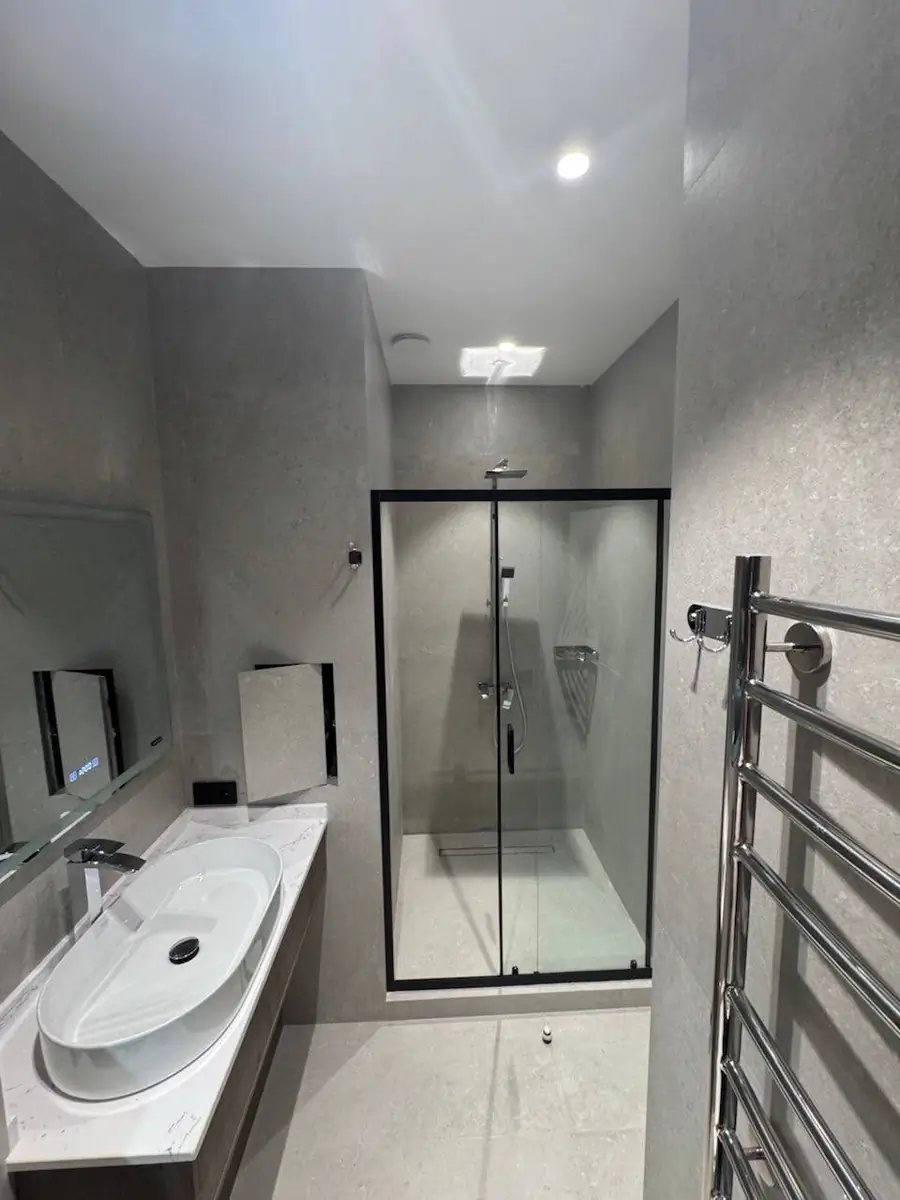 3-комнатная квартира − 130 м², 7/25 этаж