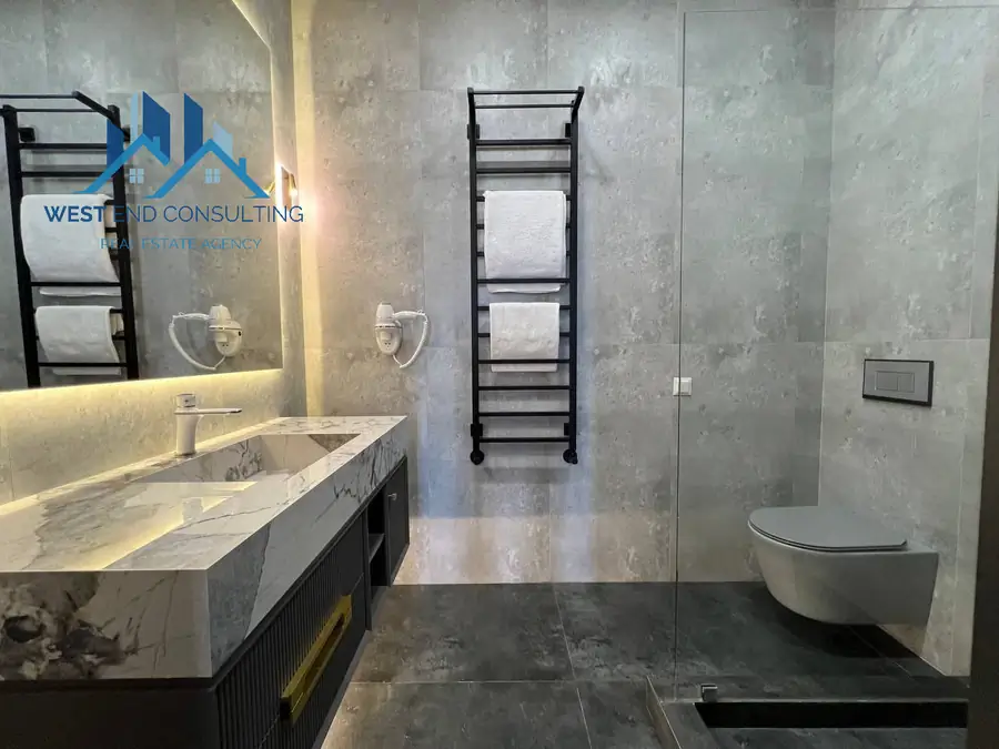 4-комнатная квартира − 115 м², 4/8 этаж