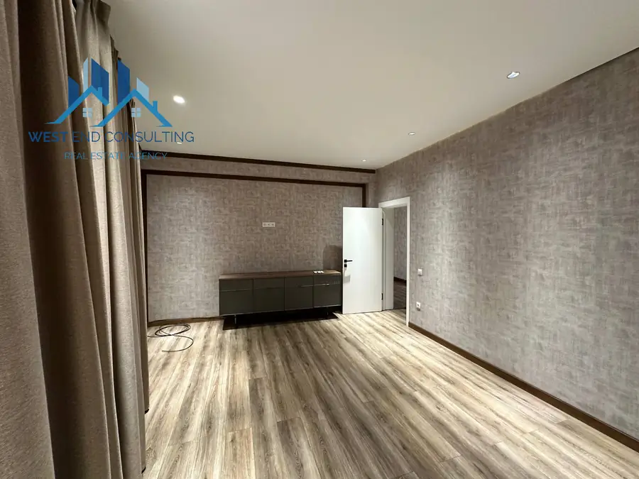 Ijaraga 4 qavatli uy − 350 m²