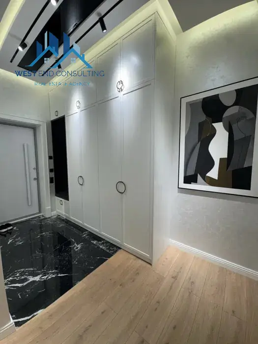 3-комнатная квартира − 84 м², 8/12 этаж