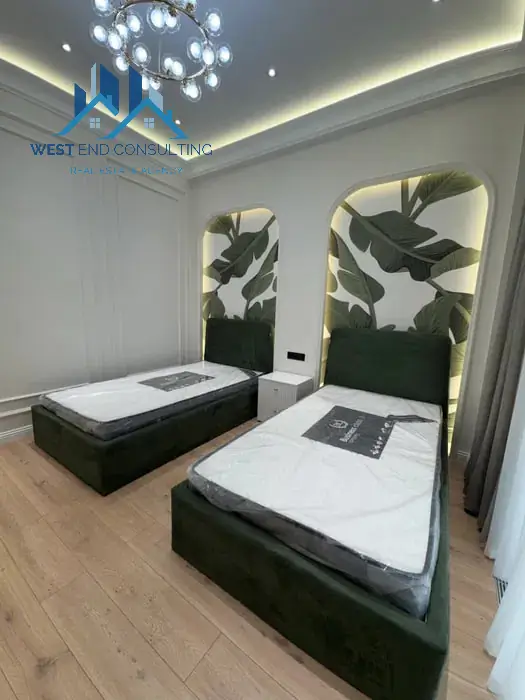 Сдается 3-комнатная квартира − 84 м²