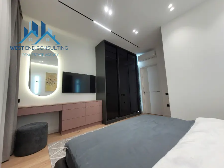 Сдается 3-комнатная квартира − 82 м²