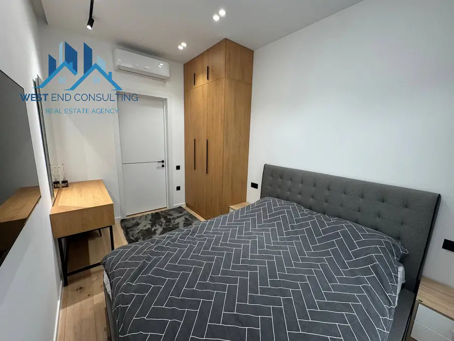 Сдается 3-комнатная квартира − 82 м²