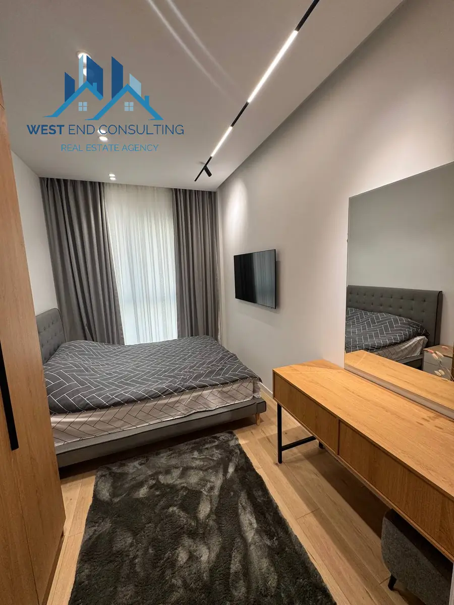 Сдается 3-комнатная квартира − 82 м²