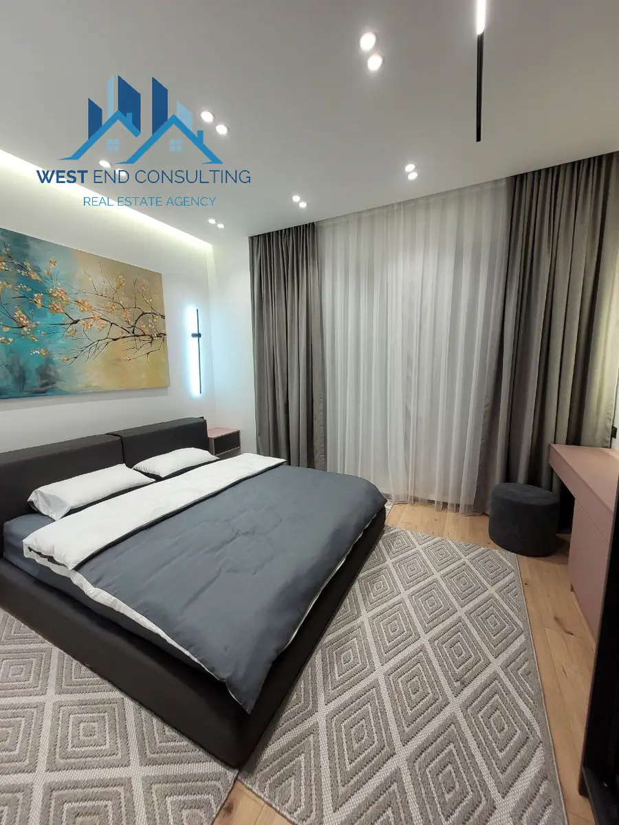 Сдается 3-комнатная квартира − 82 м²