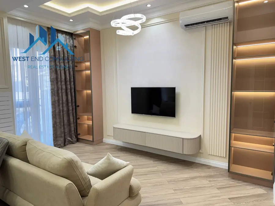 3-комнатная квартира − 80 м², 8/10 этаж