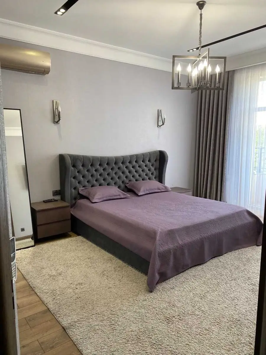 3-комнатная квартира − 110 м², 3/8 этаж