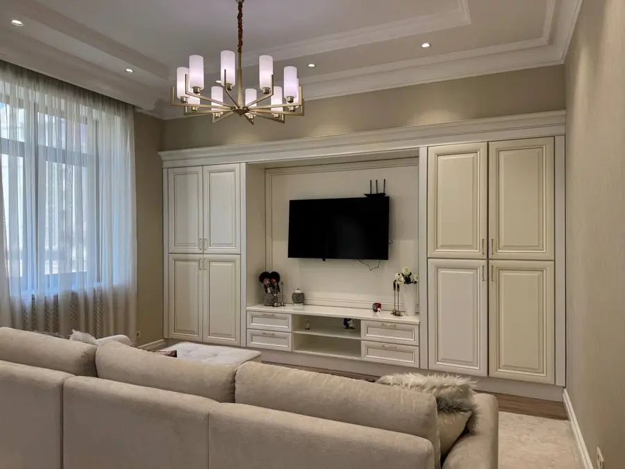 4-комнатная квартира − 165 м², 4/9 этаж