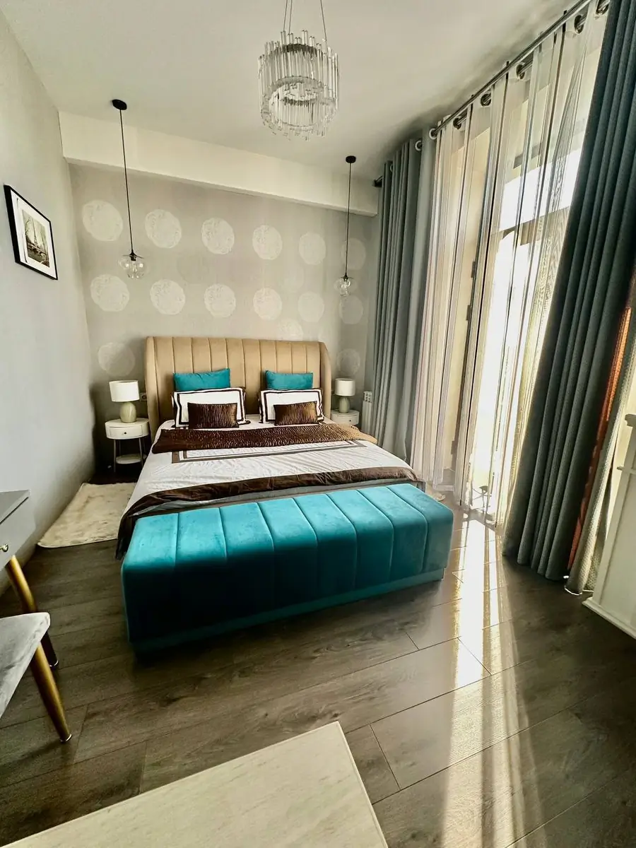 3-комнатная квартира − 110 м², 7/9 этаж