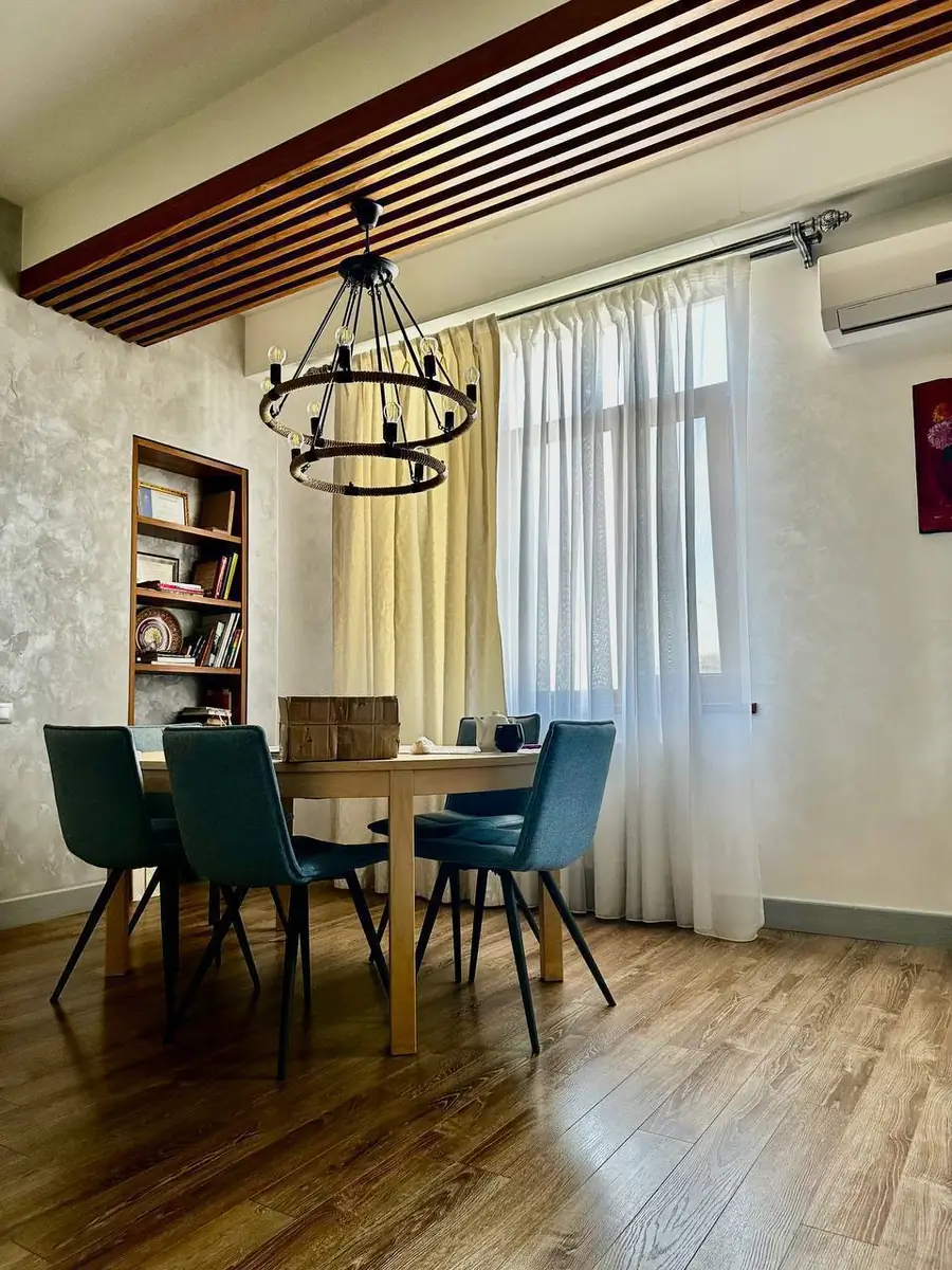 Ijaraga 3 xonali kvartira − 110 m²