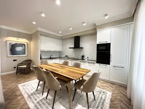 3-комнатная квартира − 110 м², 5/12 этаж