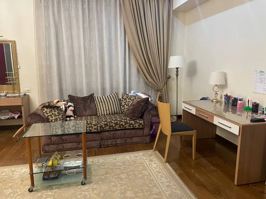 Ijaraga 5 dan ortiq xonali kvartira − 420 m²