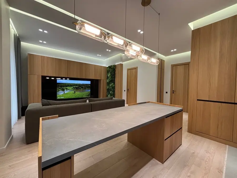 3-комнатная квартира − 85 м², 3/12 этаж