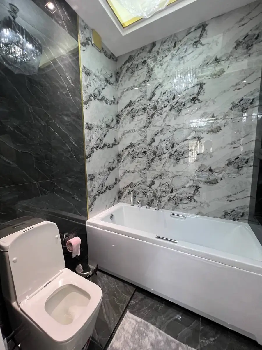 Сдается 3-комнатная квартира − 91 м²