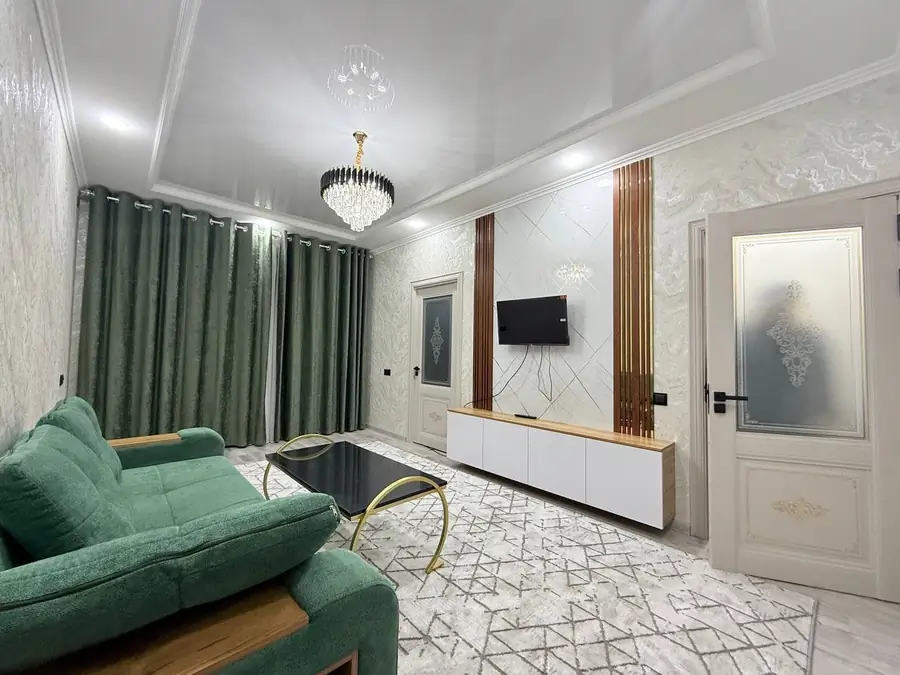 1-комнатная квартира − 33 м², 2/4 этаж