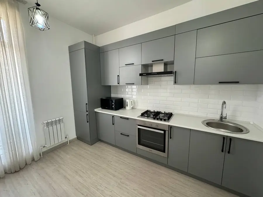 1 xonali kvartira − 37 m², 8/9 qavat