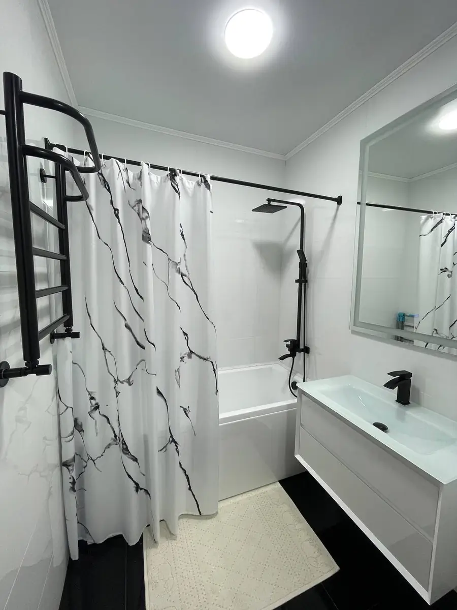 Сдается 3-комнатная квартира − 83 м²