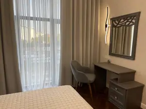 3-комнатная квартира − 83 м², 4/10 этаж