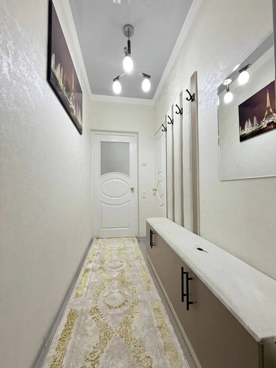 2 xonali kvartira sotiladi − 48 m²