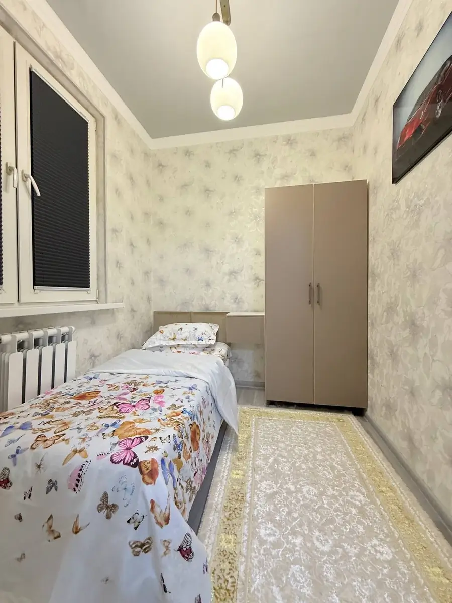 2 xonali kvartira sotiladi − 48 m²