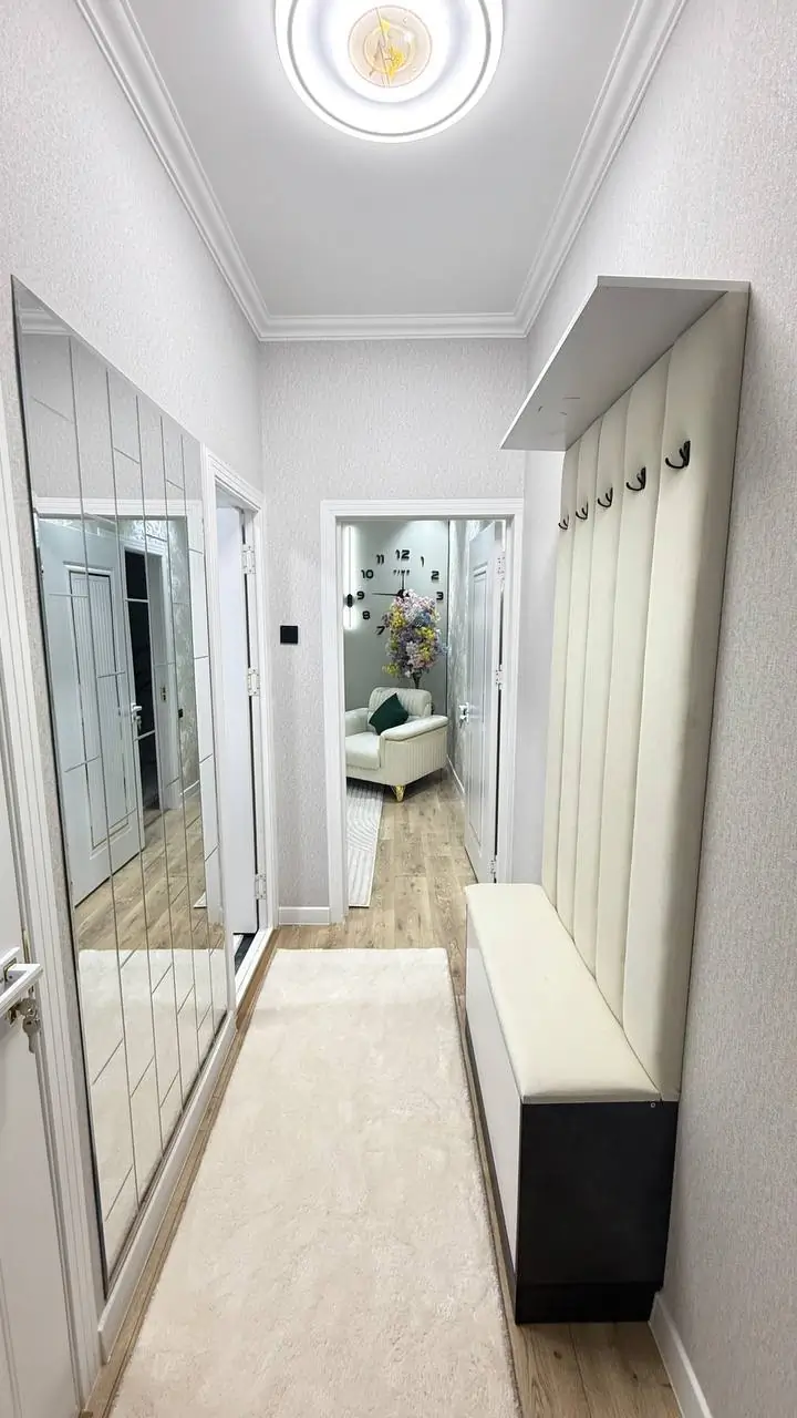 2 xonali kvartira sotiladi − 53 m²