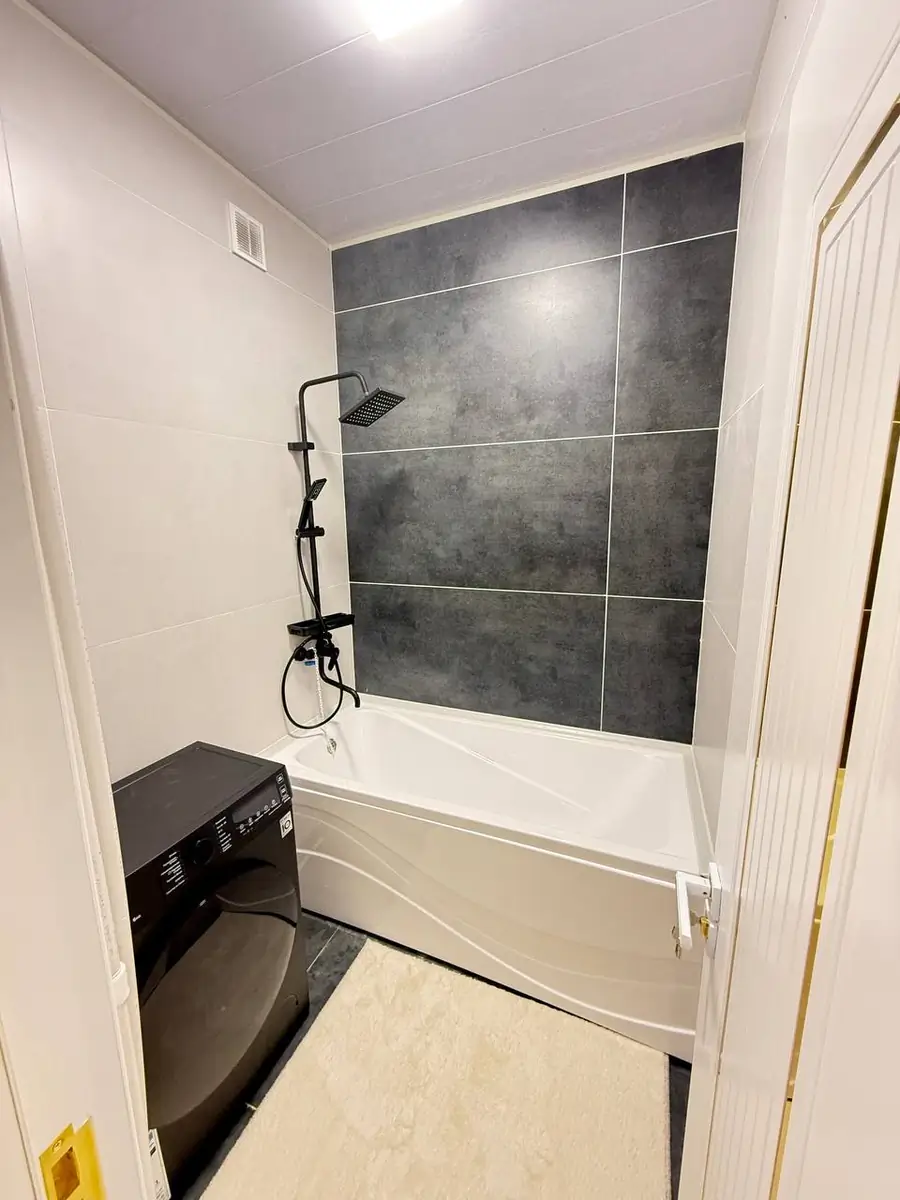 2 xonali kvartira sotiladi − 53 m²