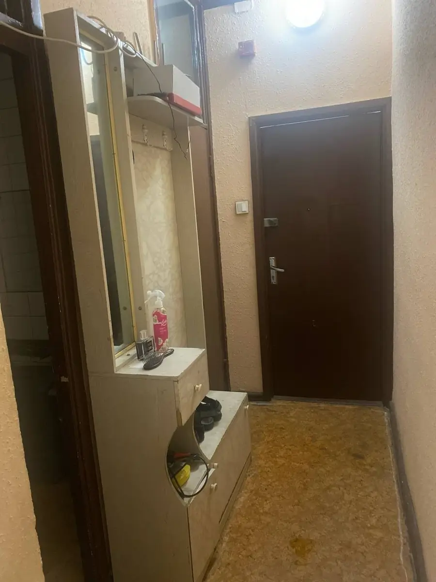 Продается 2-комнатная квартира − 50 м²