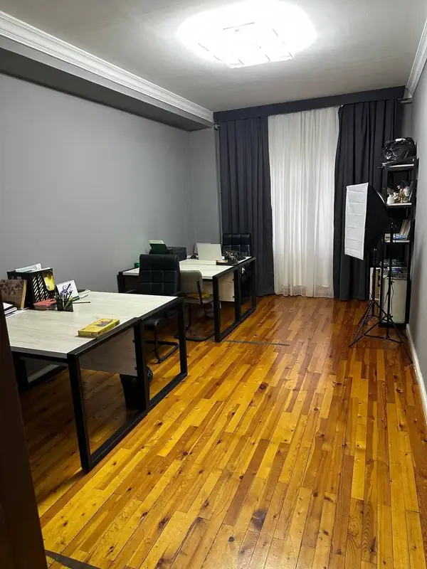 3-комнатная квартира − 137 м², 3/7 этаж