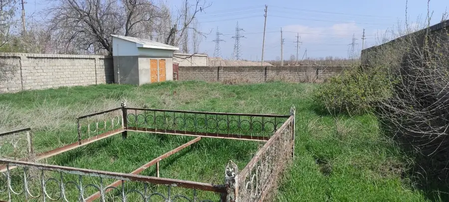 2 qavatli uy sotiladi − 70 m²