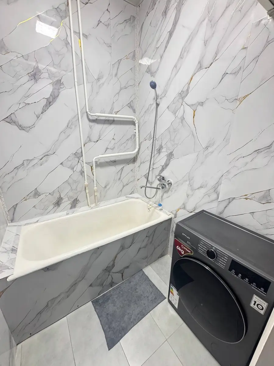 Продается 2-комнатная квартира − 50 м²