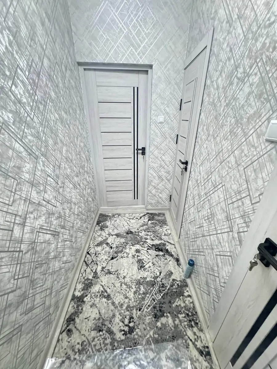 Продается 2-комнатная квартира − 50 м²