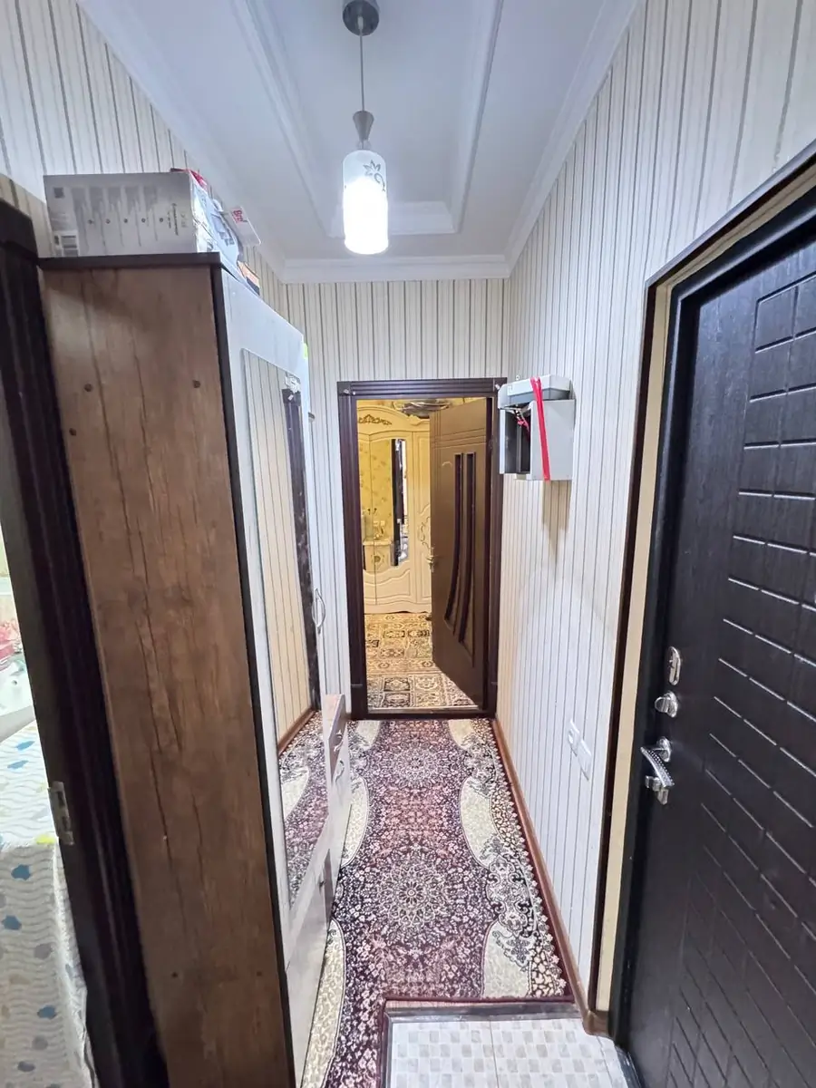 Продается 2-комнатная квартира − 52 м²