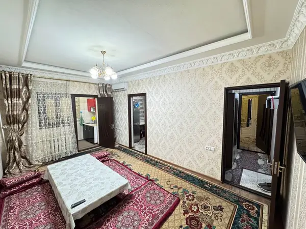 2-комнатная квартира − 52 м², 2/4 этаж