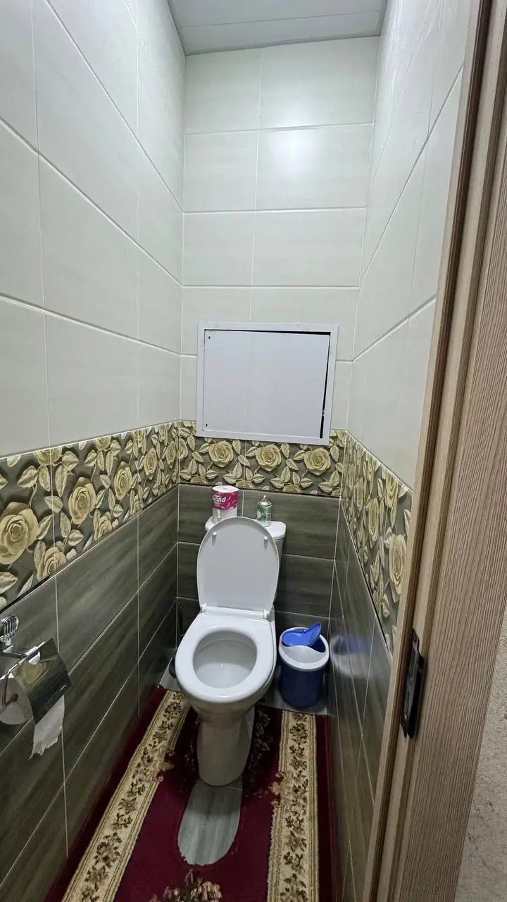 3 xonali kvartira sotiladi − 68 m²