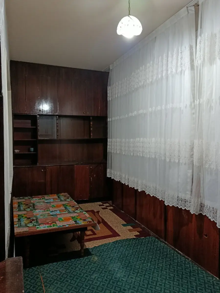 Сдается 3-комнатная квартира − 80 м²