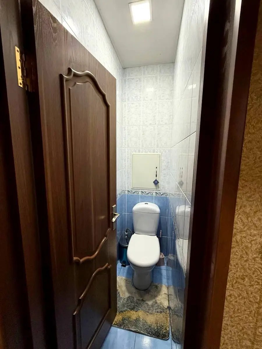 2 xonali kvartira sotiladi − 65 m²