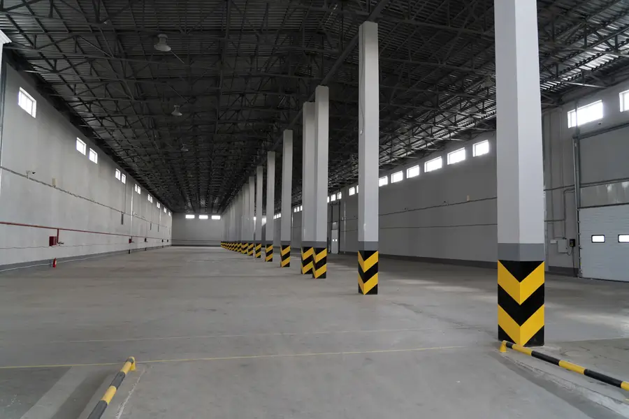 Сдается склад − 2540 м²