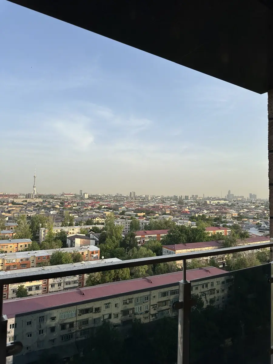 2 xonali kvartira sotiladi − 64 m²