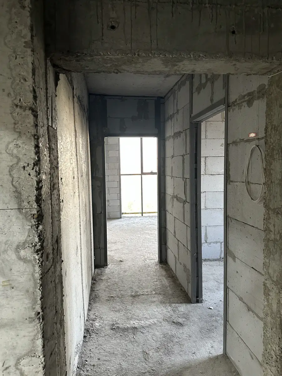 2 xonali kvartira sotiladi − 64 m²