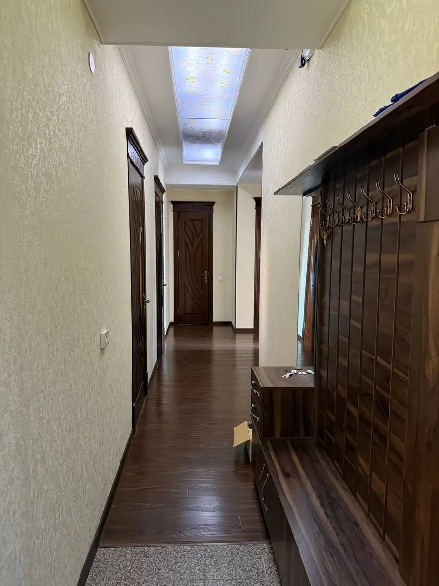 4-комнатная квартира − 108 м², 4/5 этаж